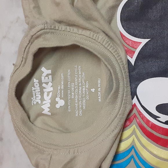 Size 4 boys shirts - Picture 7 of 7